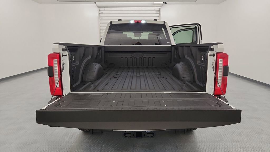 New 2026 Ford F350 Lariat w/ Chrome Package image 30