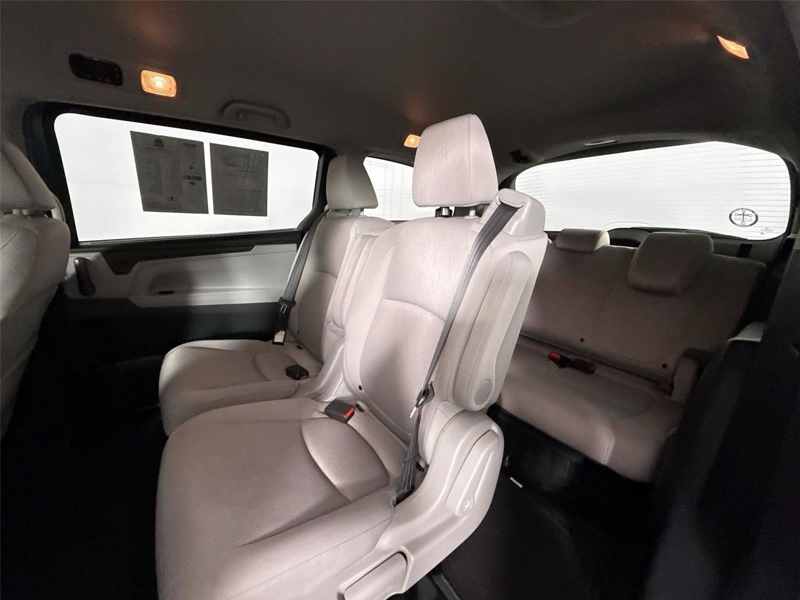 Used 2019 Honda Odyssey EX image 27