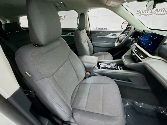 Used 2025 Ford Explorer Active image 29