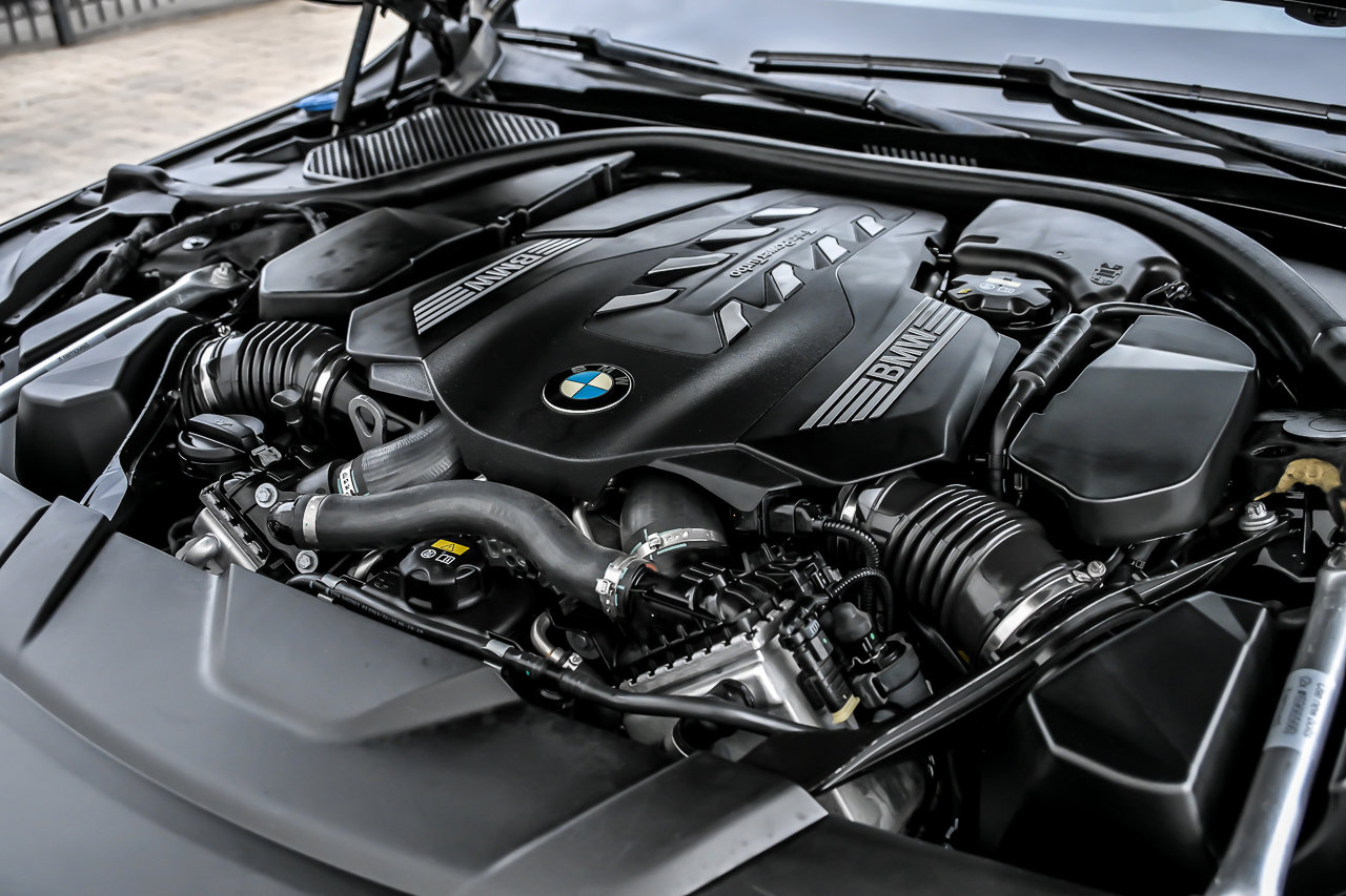 Used 2022 BMW 750i xDrive w/ Executive Package AWD/4WD image 22