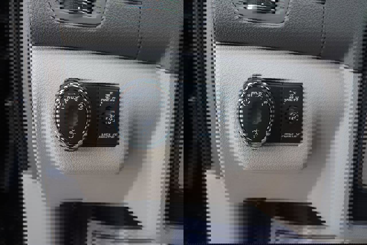 Used 2017 Buick Enclave Premium w/ Experience Buick Package image 31