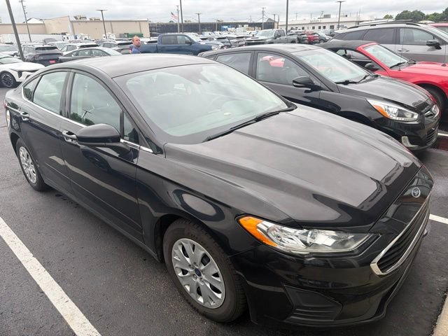 Used 2020 Ford Fusion S FWD image 9