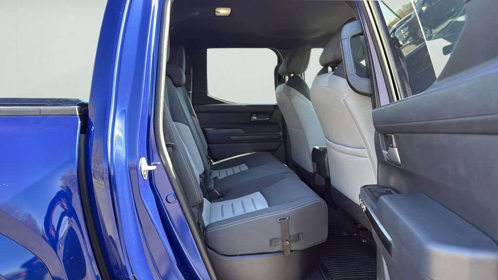 Used 2024 Toyota Tacoma TRD Sport AWD/4WD image 11