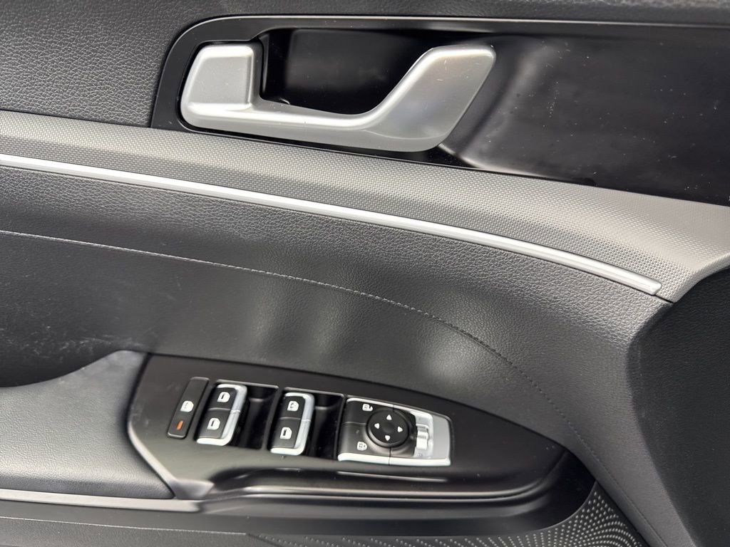 Used 2024 Kia K5 GT-Line image 28