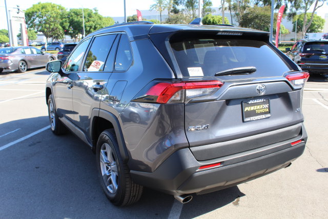 Certified 2022 Toyota RAV4 XLE FWD image 13