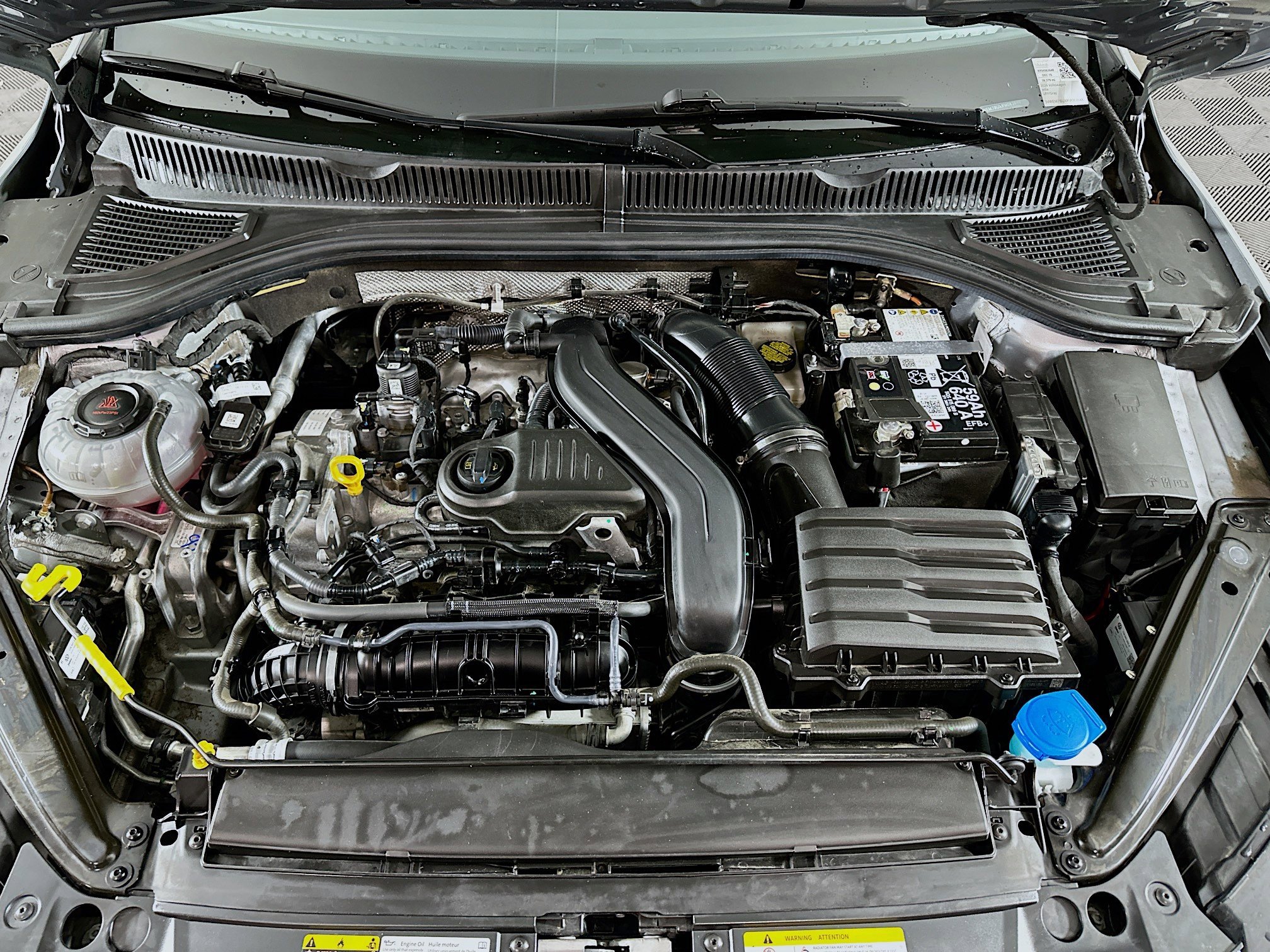 Used 2024 Volkswagen Jetta SE image 31