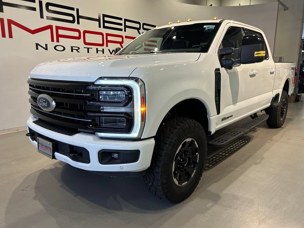 Used 2026 Ford F250 Platinum w/ Tremor Off-Road Package AWD/4WD image 2