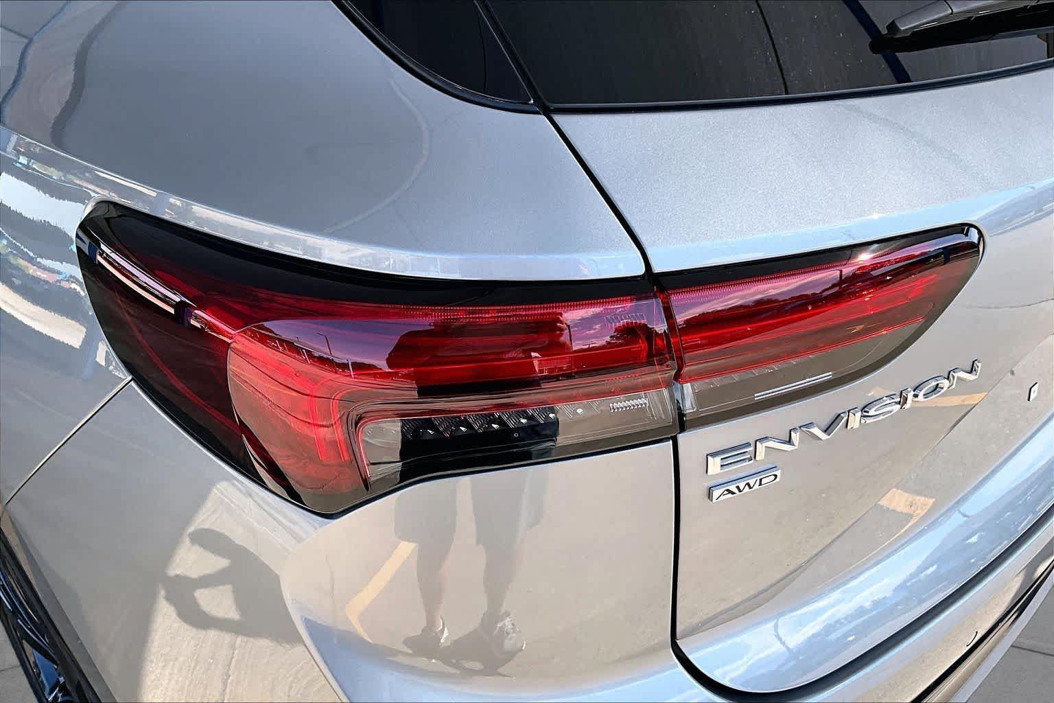 Used 2023 Buick Envision Essence w/ Sport Touring Package AWD/4WD image 29