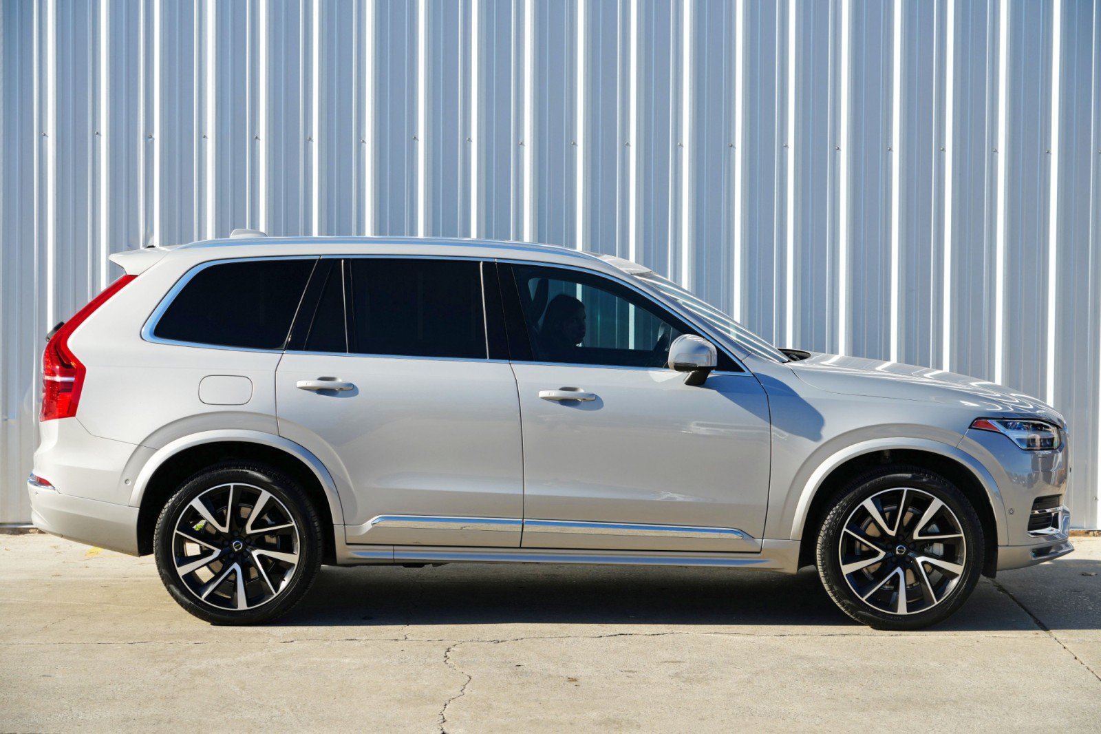 Used 2024 Volvo XC90 B6 Ultimate w/ Lounge Package AWD/4WD image 52