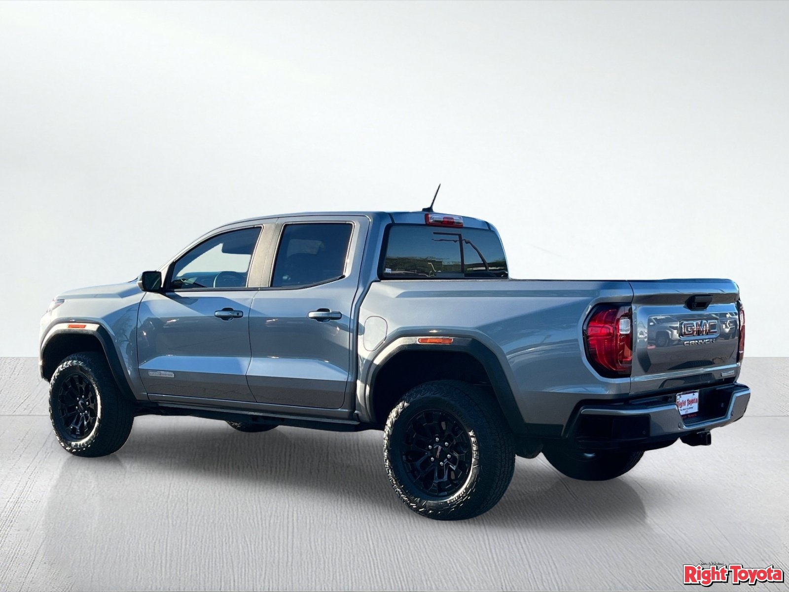 Used 2026 GMC Canyon Elevation RWD image 4