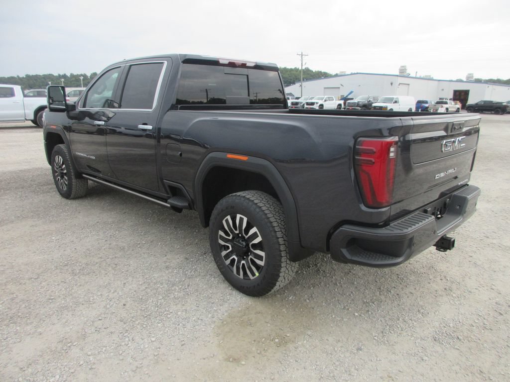 New 2026 GMC Sierra 2500 Denali Ultimate AWD/4WD image 9