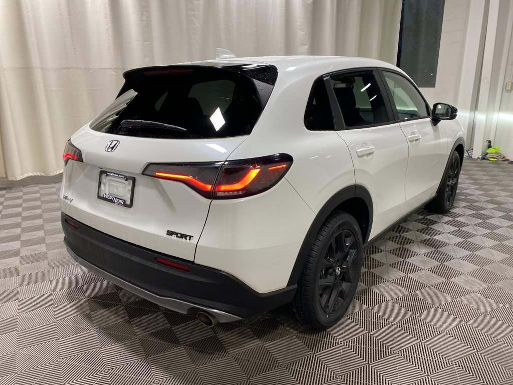 Used 2023 Honda HR-V Sport image 7