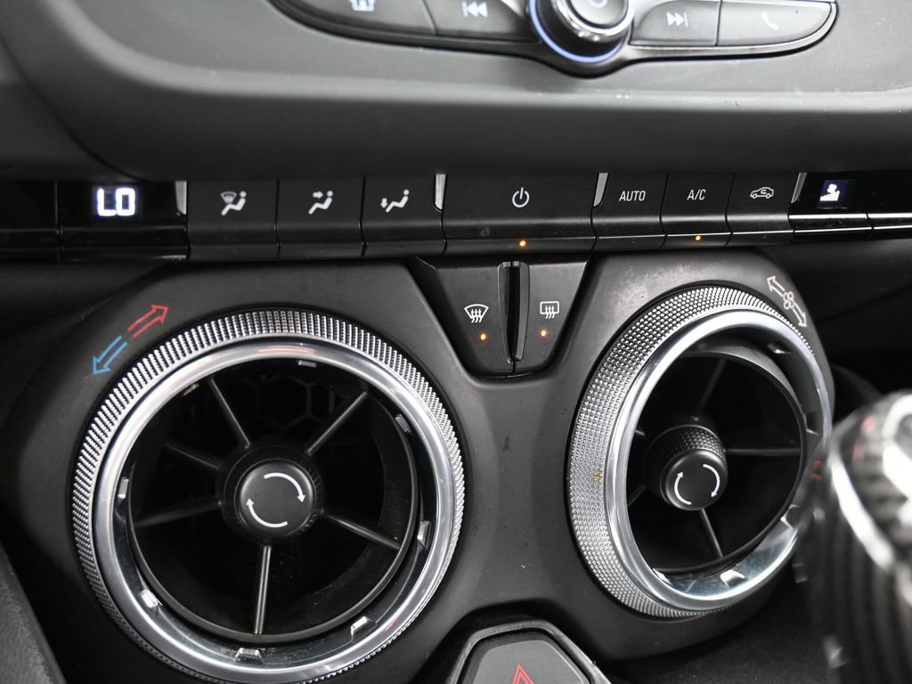 Used 2023 Chevrolet Camaro LT image 20