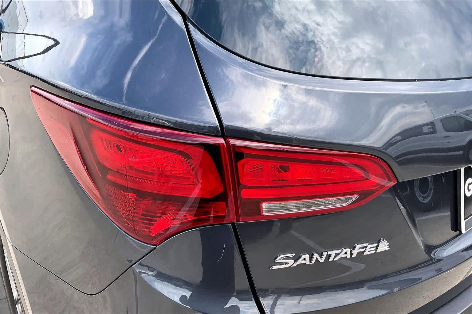 Used 2018 Hyundai Santa Fe Sport w/ 2.4L Tech Package 04 FWD image 26