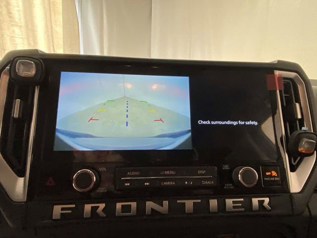 Used 2025 Nissan Frontier SV w/ SV Convenience Package image 17