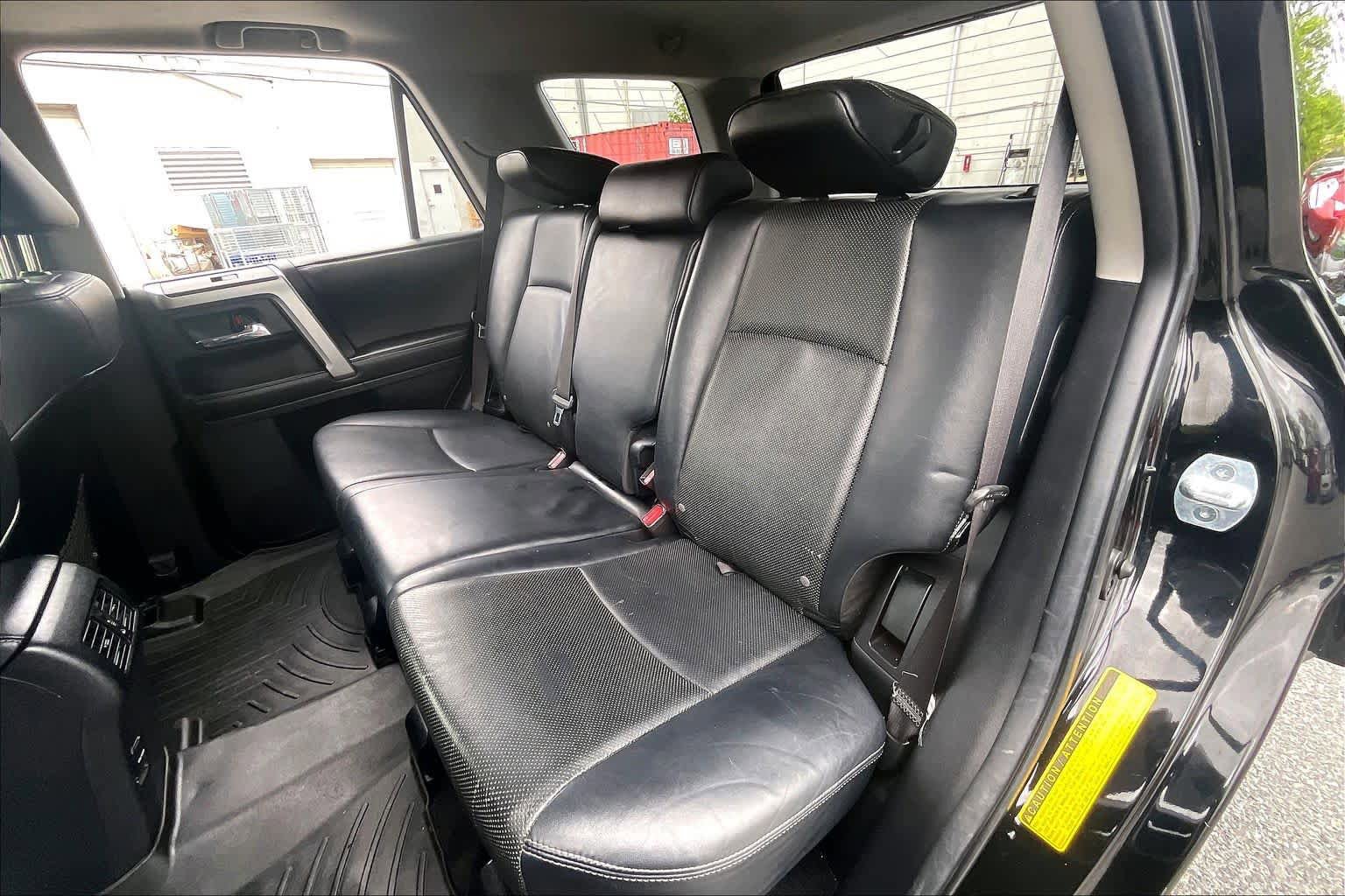 Used 2014 Toyota 4Runner Limited AWD/4WD image 21