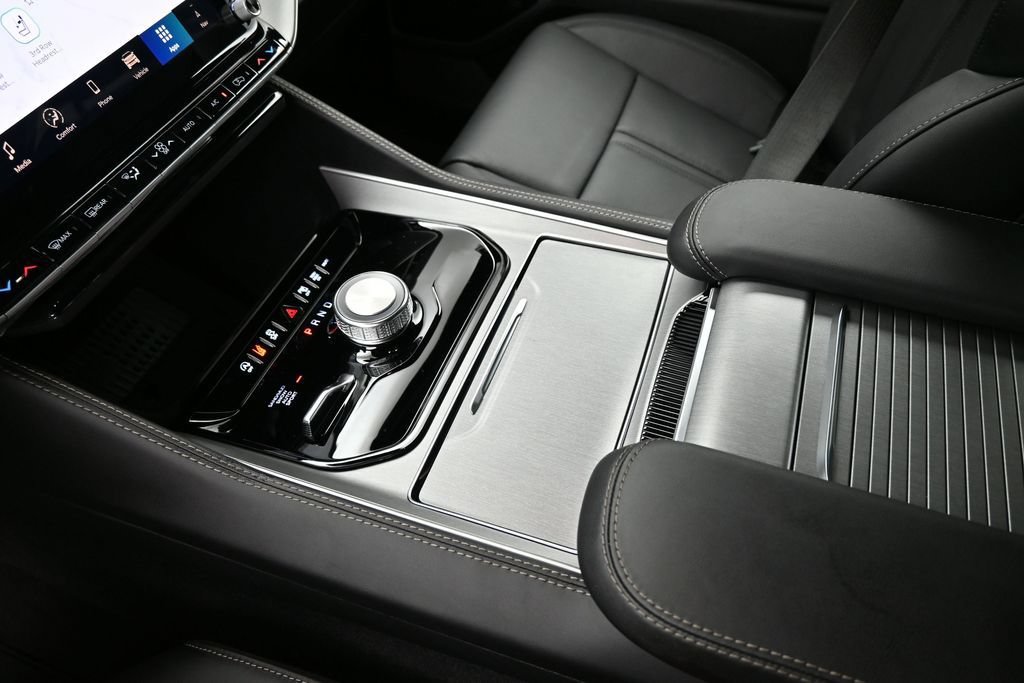 New 2026 Jeep Grand Wagoneer L Limited w/ Premium Group II AWD/4WD image 16