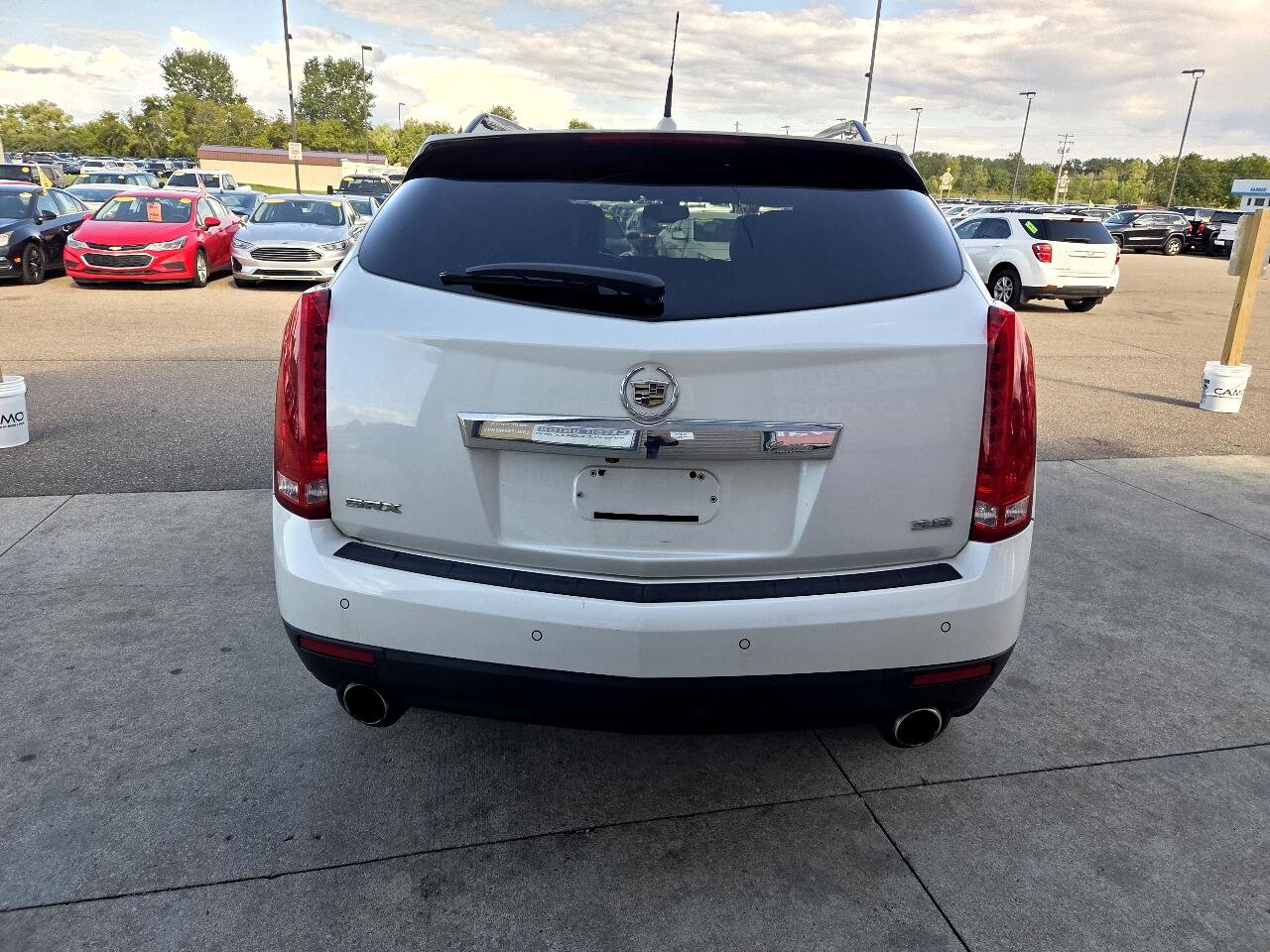 Used 2013 Cadillac SRX Luxury image 6