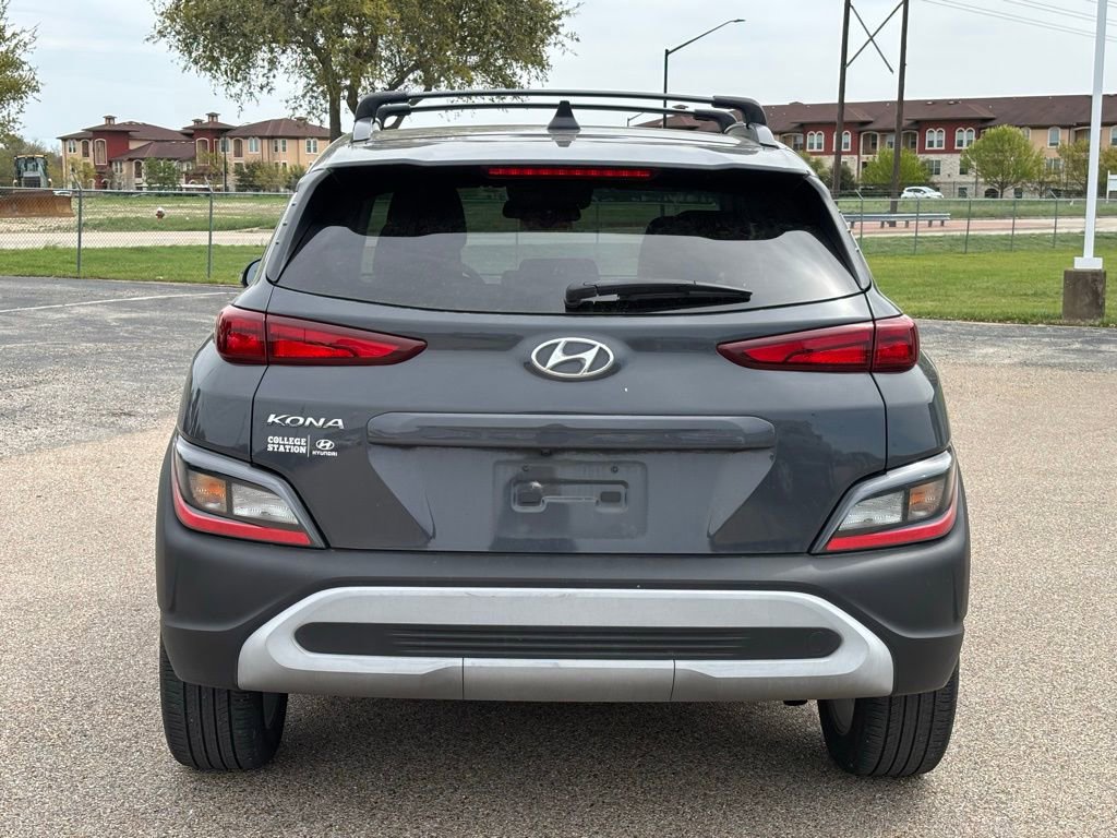 Used 2023 Hyundai Kona SEL image 5