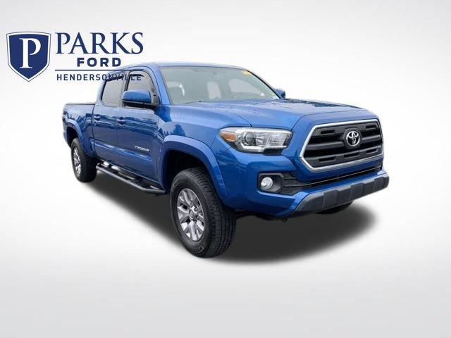 Used 2017 Toyota Tacoma SR5 w/ Tow Package RWD image 1