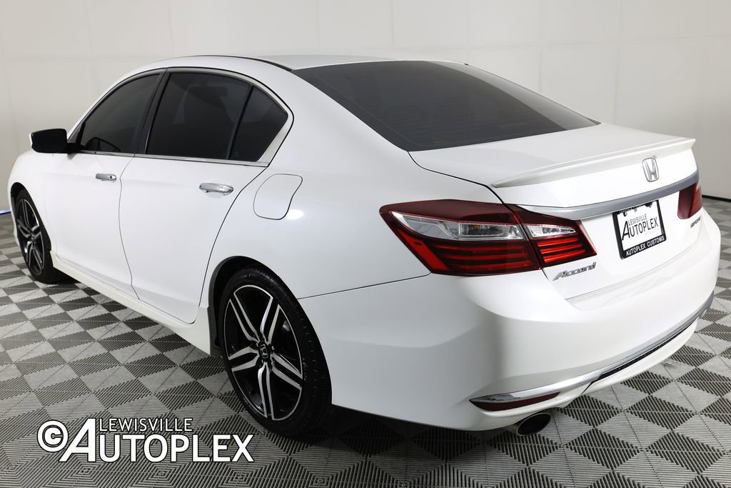 Used 2016 Honda Accord Sport image 7