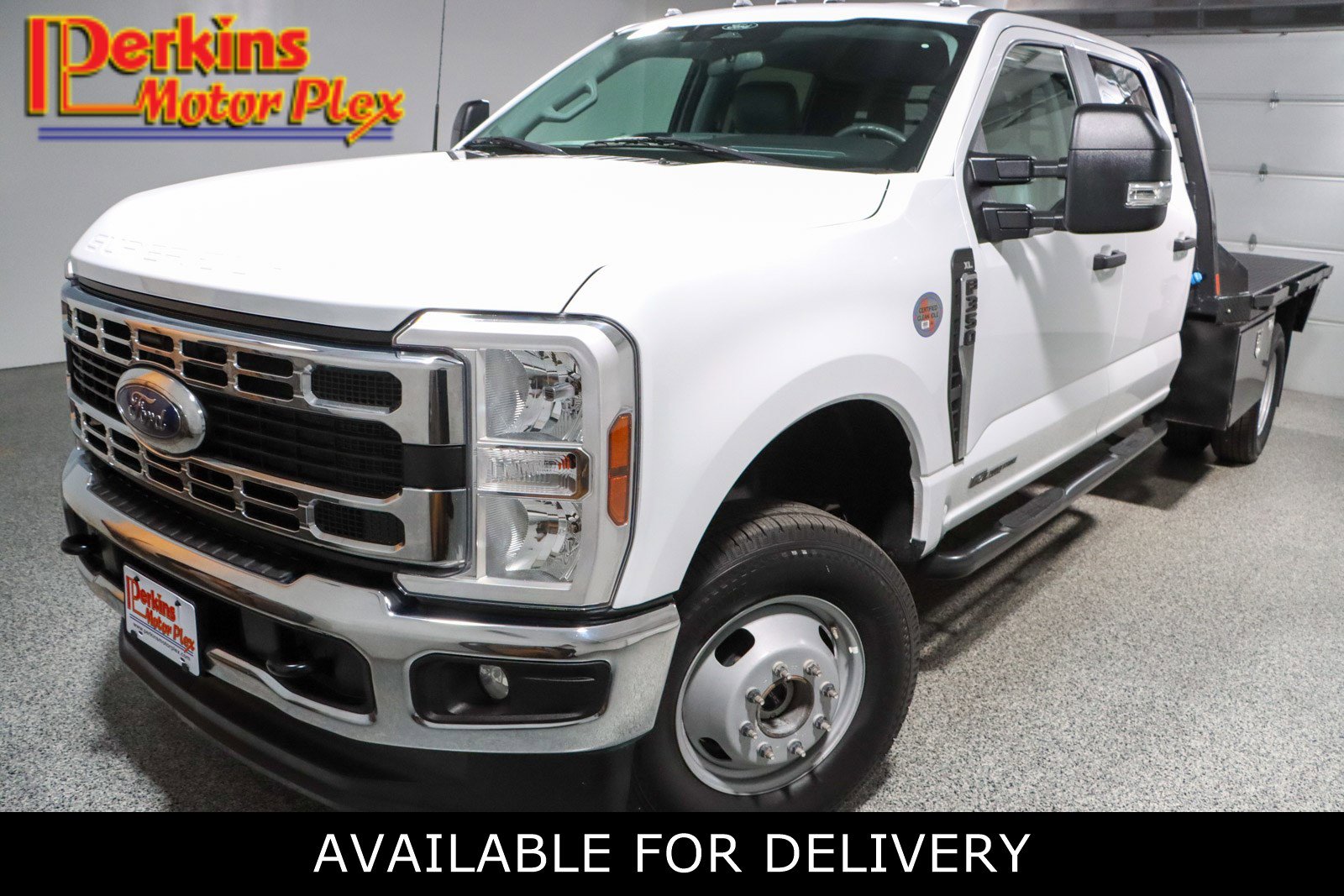 Used 2024 Ford F350 XL w/ XL Chrome Package AWD/4WD image 1