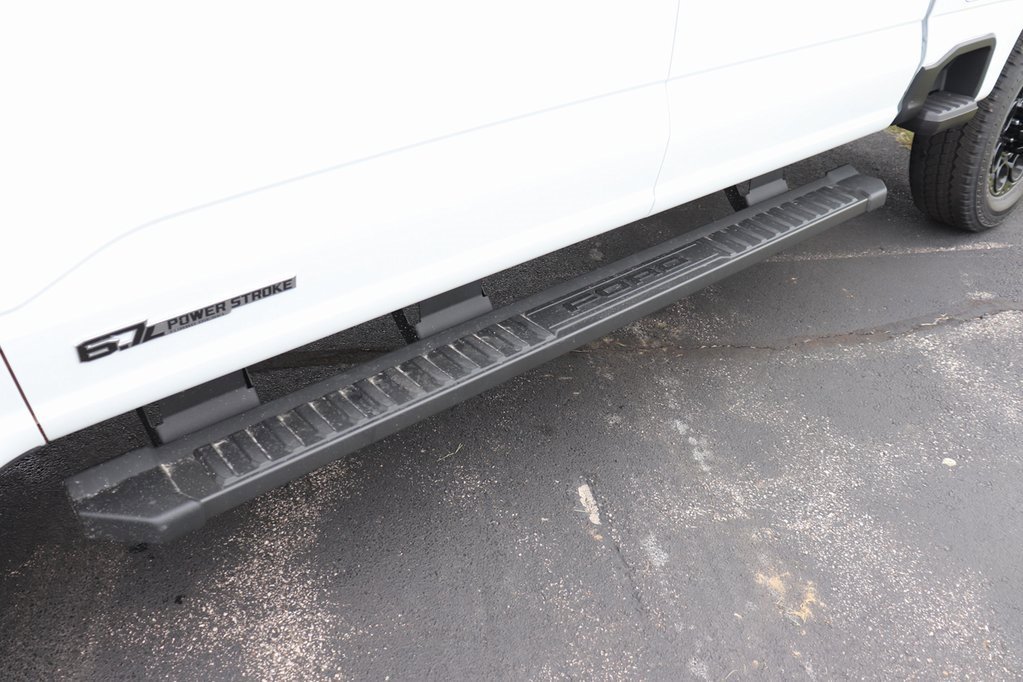 New 2026 Ford F350 4x4 Crew Cab Super Duty image 11