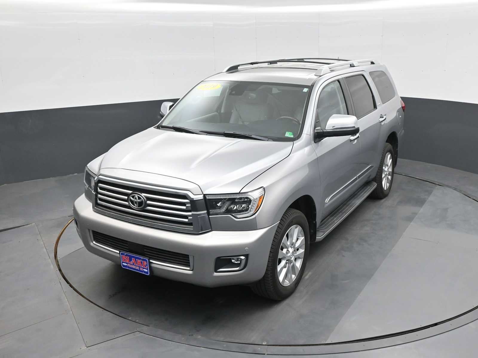 Used 2019 Toyota Sequoia Platinum RWD image 13