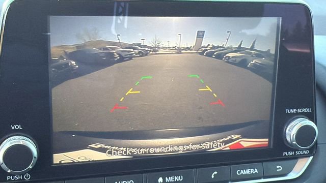 Used 2021 Nissan Rogue S image 16