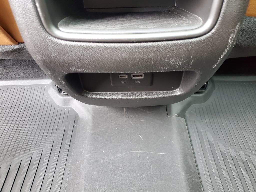 Certified 2023 Cadillac XT5 Premium Luxury w/ LPO, Floor Liner Package image 46