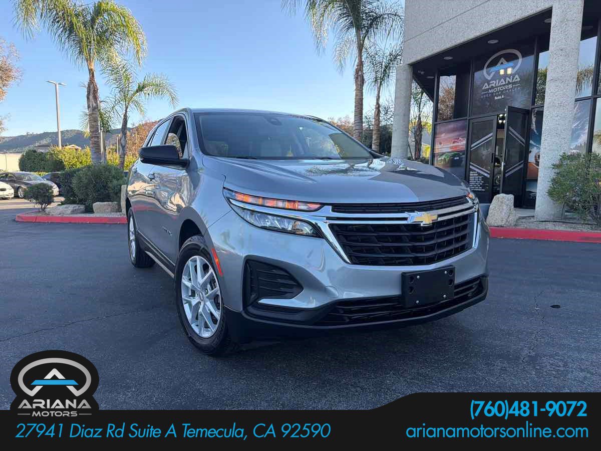 Used 2023 Chevrolet Equinox LS image 1