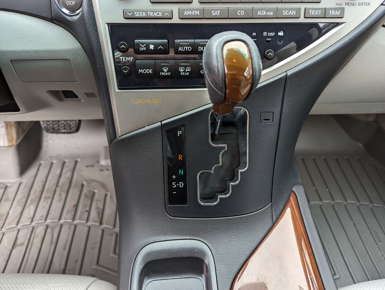 Used 2011 Lexus RX 350 AWD image 23