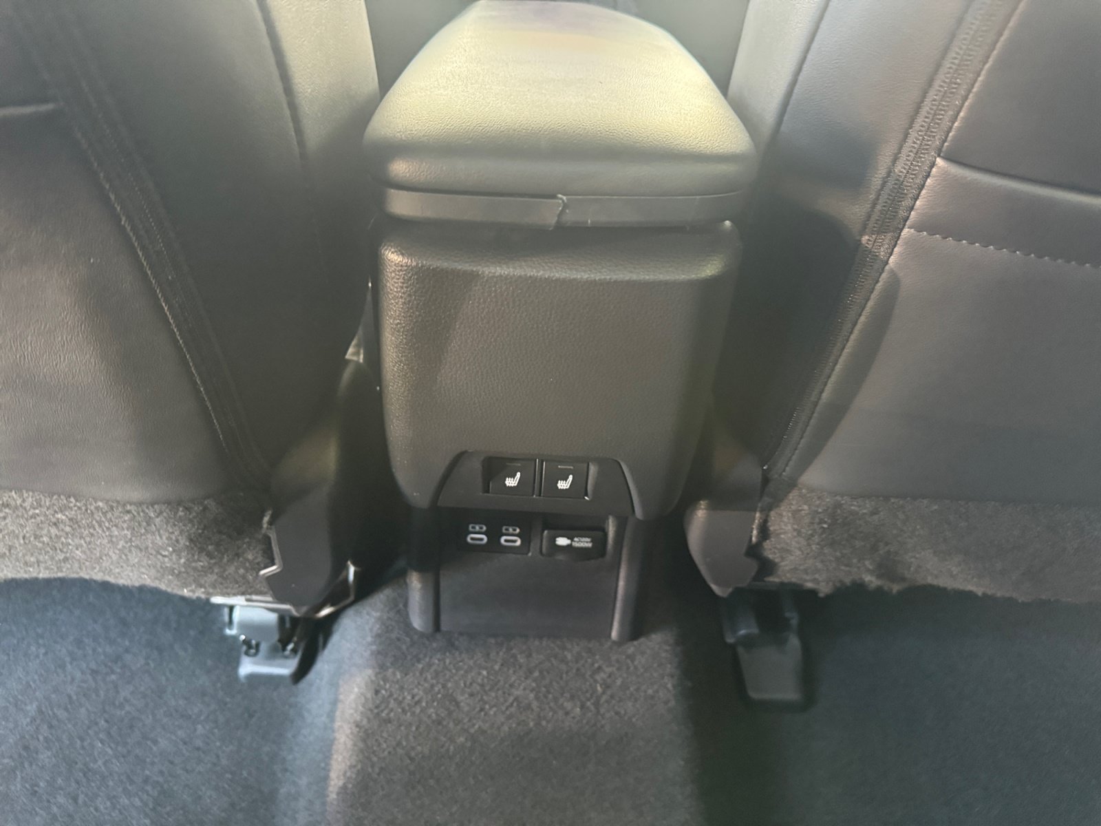 Used 2024 Toyota Prius Prime Premium w/ Advanced Technology Package FWD image 29