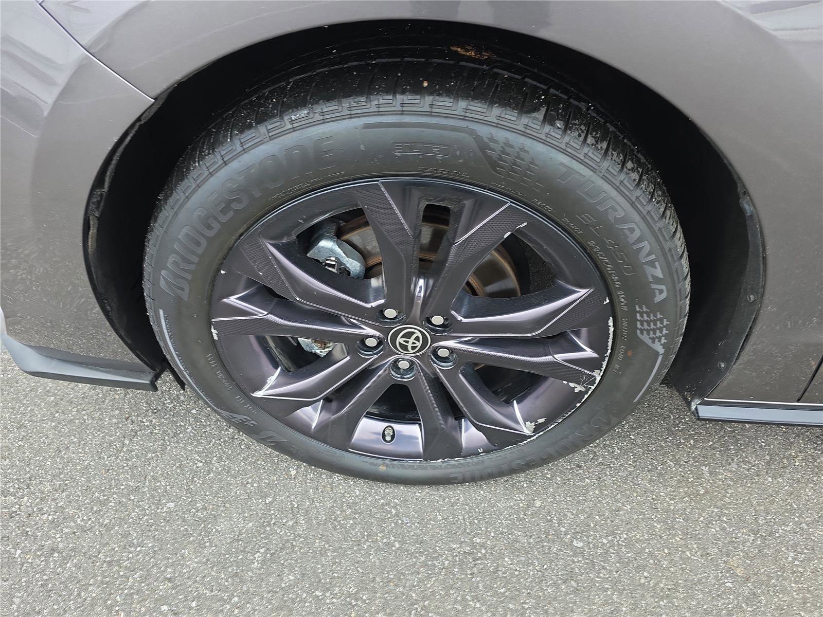 Used 2021 Toyota Sienna XSE w/ XSE Plus Package image 10