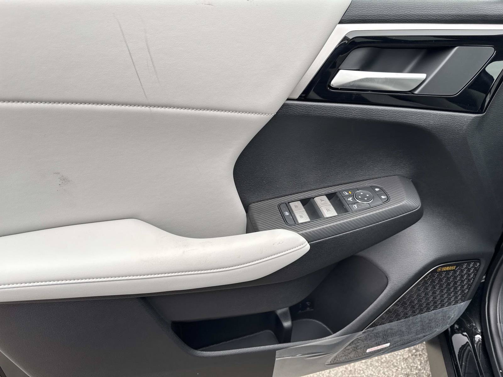 New 2026 Mitsubishi Outlander SE FWD image 12