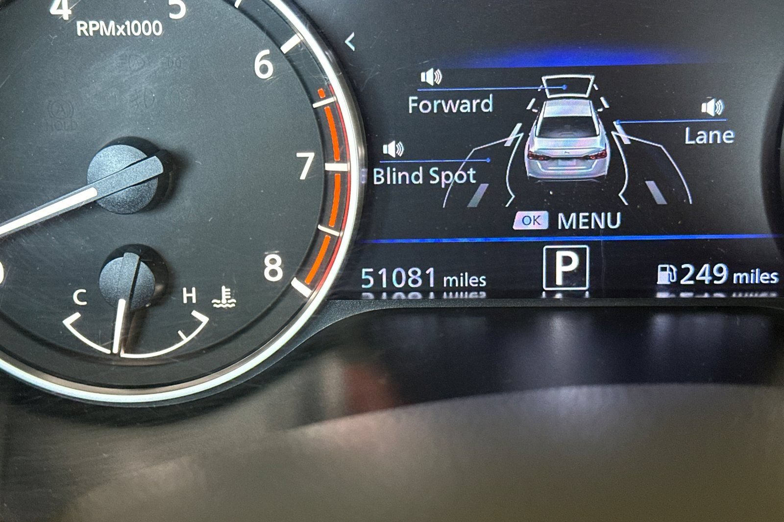 Used 2025 Nissan Altima 2.5 SV FWD image 28