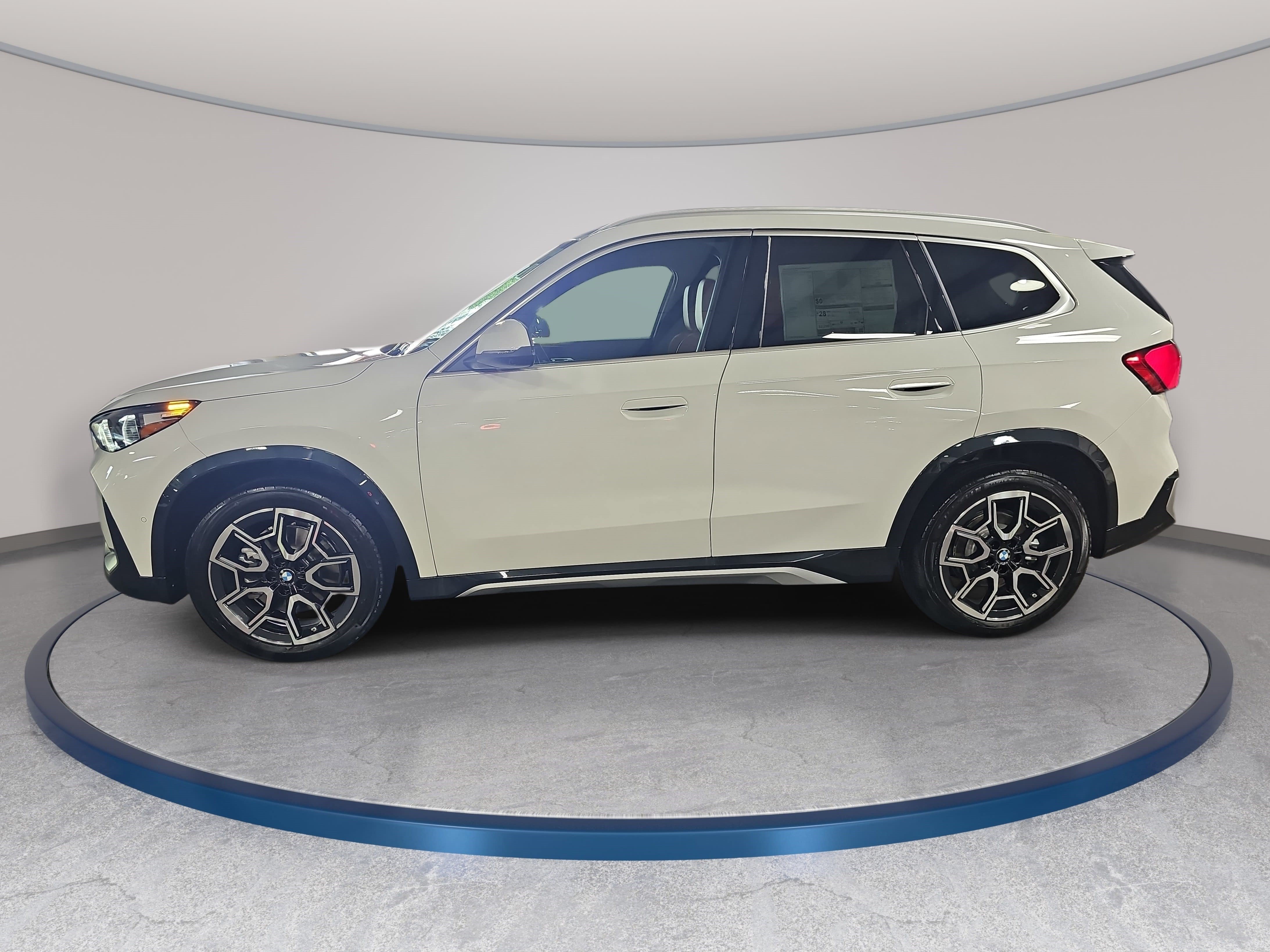 New 2026 BMW X1 xDrive28i w/ Technology Package AWD/4WD image 8