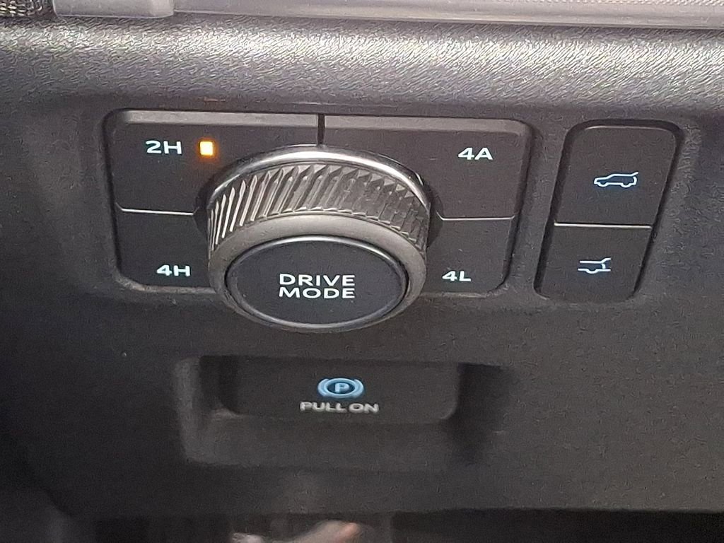 Certified 2025 Ford Expedition Max Platinum image 27