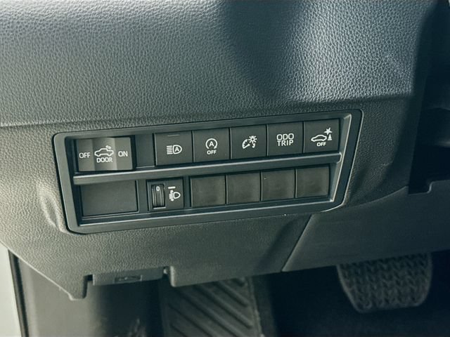 Used 2026 Toyota Tundra SR5 w/ SR5 Convenience Package AWD/4WD image 10