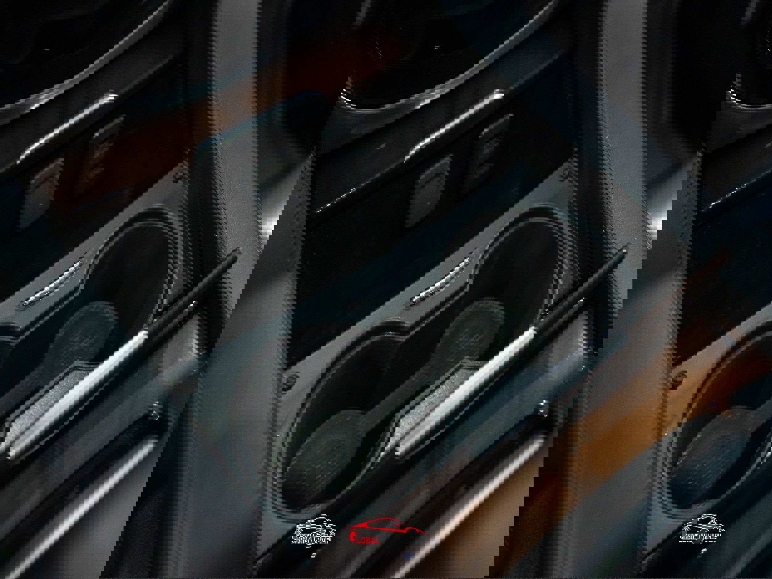 Used 2020 Cadillac Escalade ESV Premium Luxury w/ Escalade Sport Edition image 33