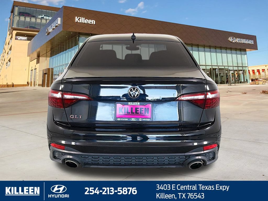 Used 2022 Volkswagen Jetta GLI Autobahn FWD image 6