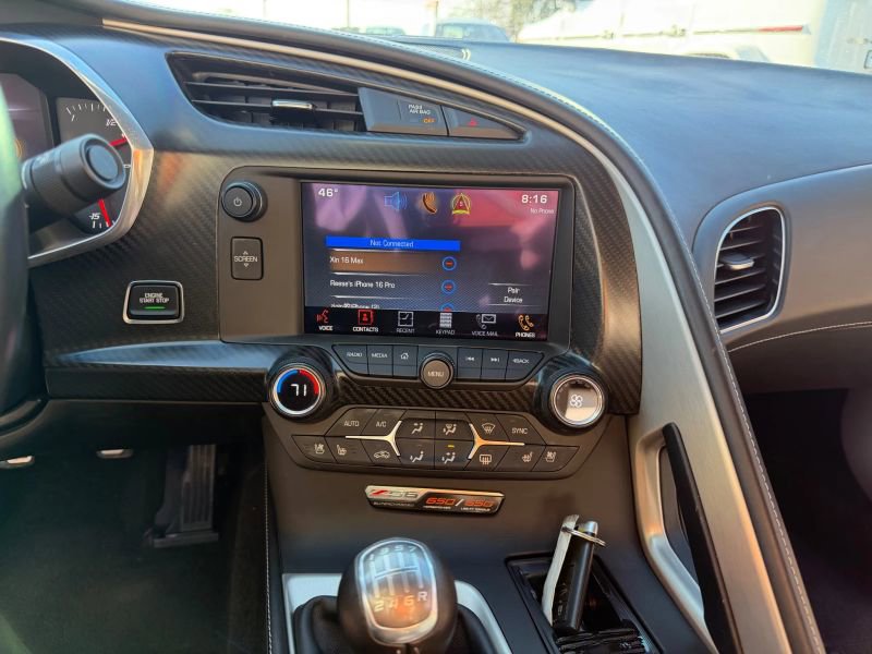 Used 2015 Chevrolet Corvette Z06 w/ 3LZ Preferred Equipment Group image 27