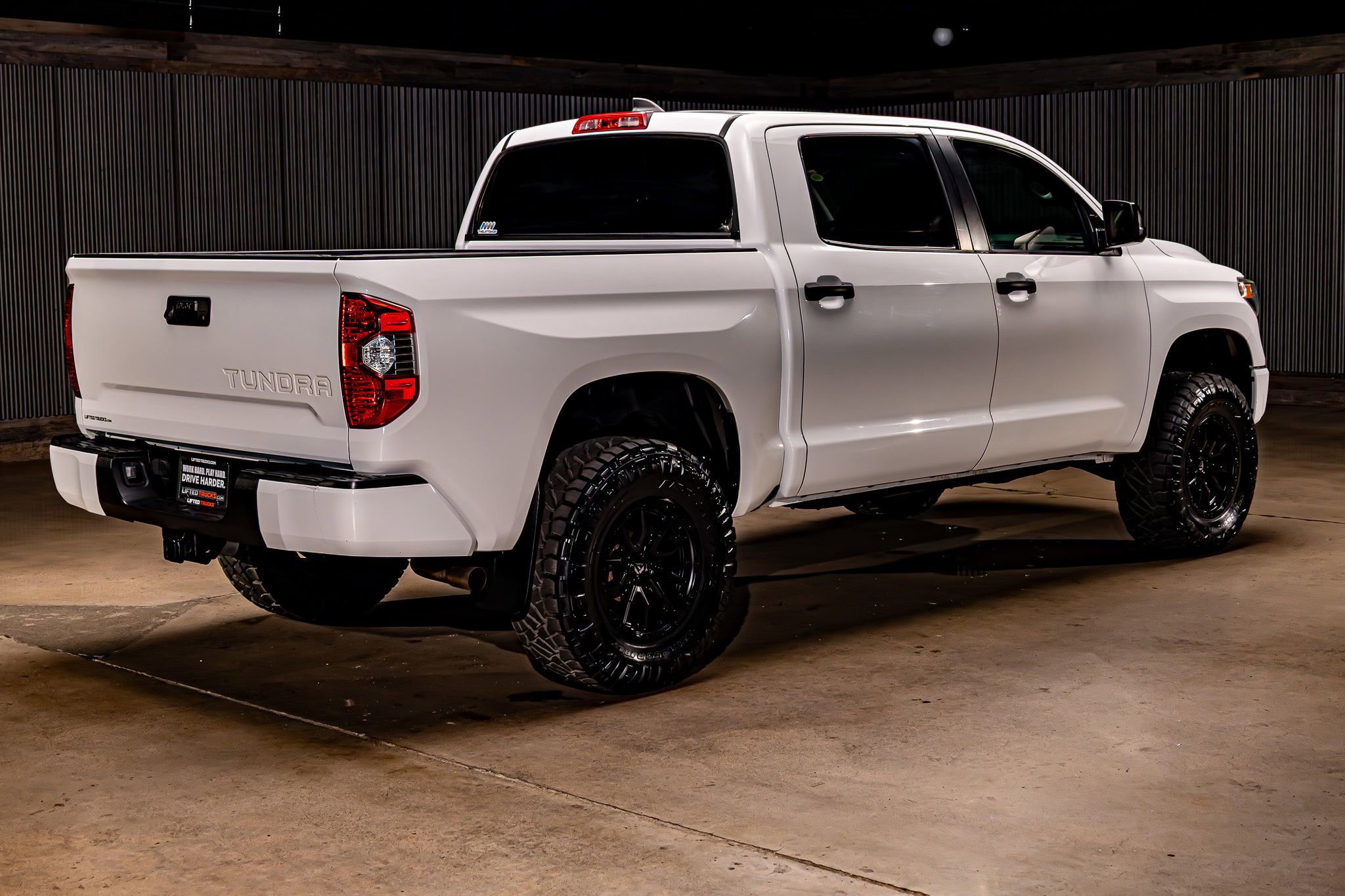 Used 2020 Toyota Tundra SR5 w/ SX Package AWD/4WD image 10