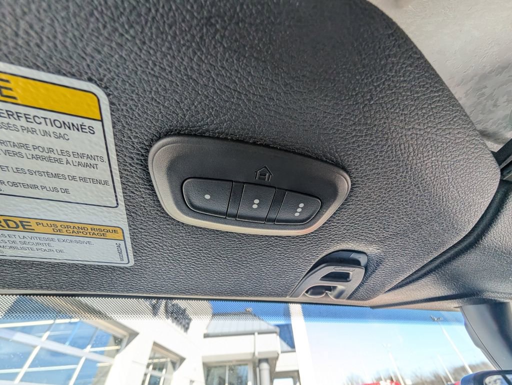 Used 2023 Jeep Wrangler Sahara image 36