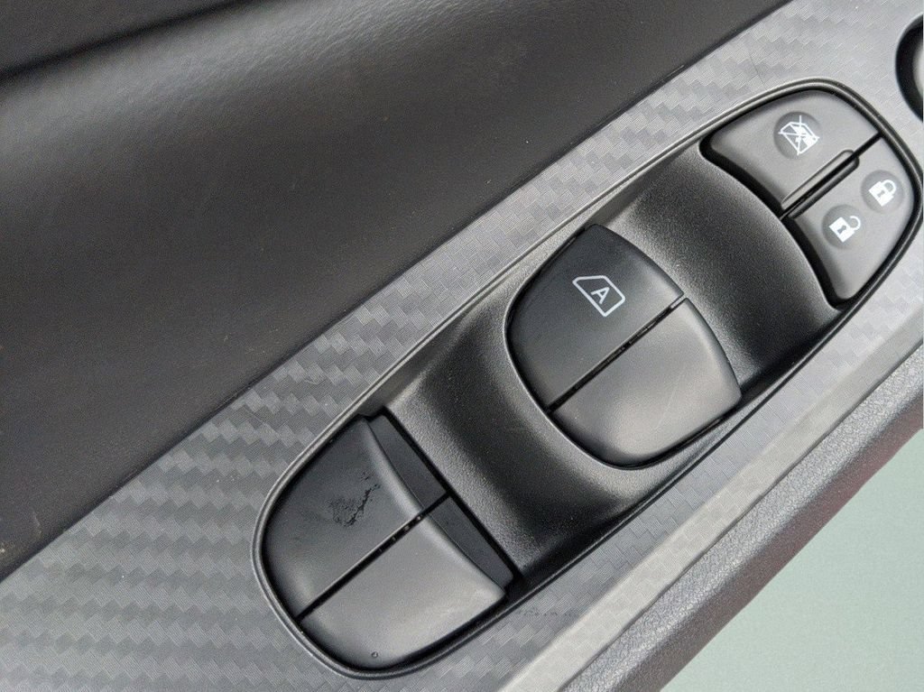 New 2025 Nissan Altima 2.5 SV FWD image 21