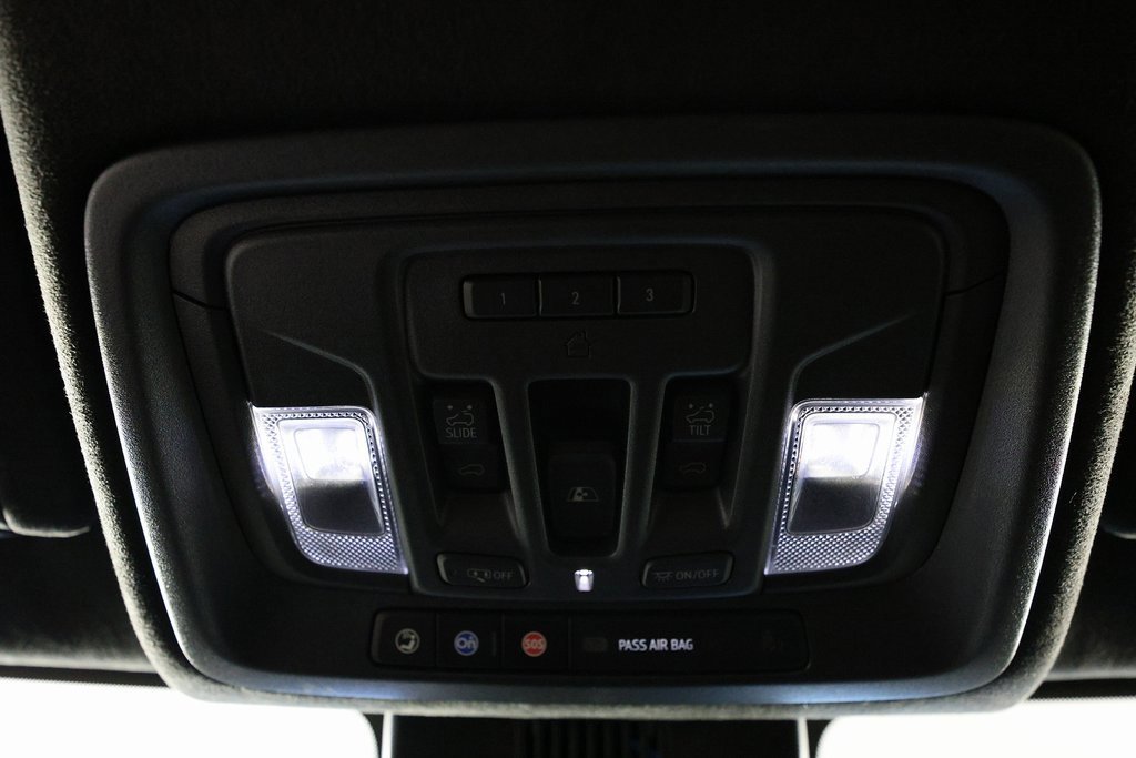 Used 2025 GMC Sierra 3500 Denali Ultimate image 28