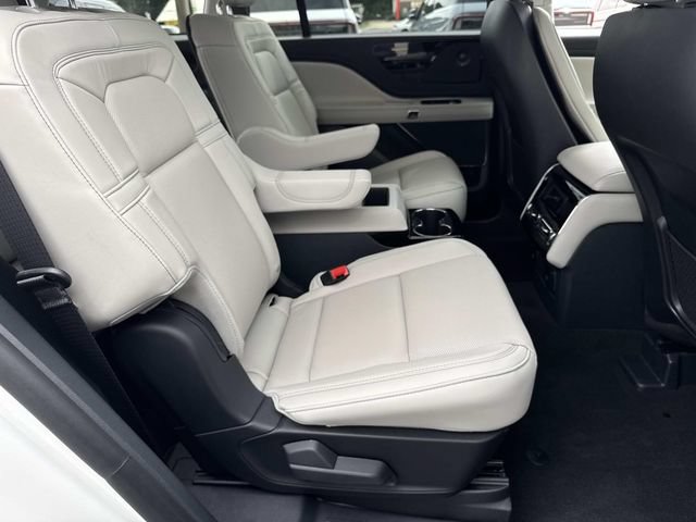 New 2026 Lincoln Aviator Reserve RWD image 10