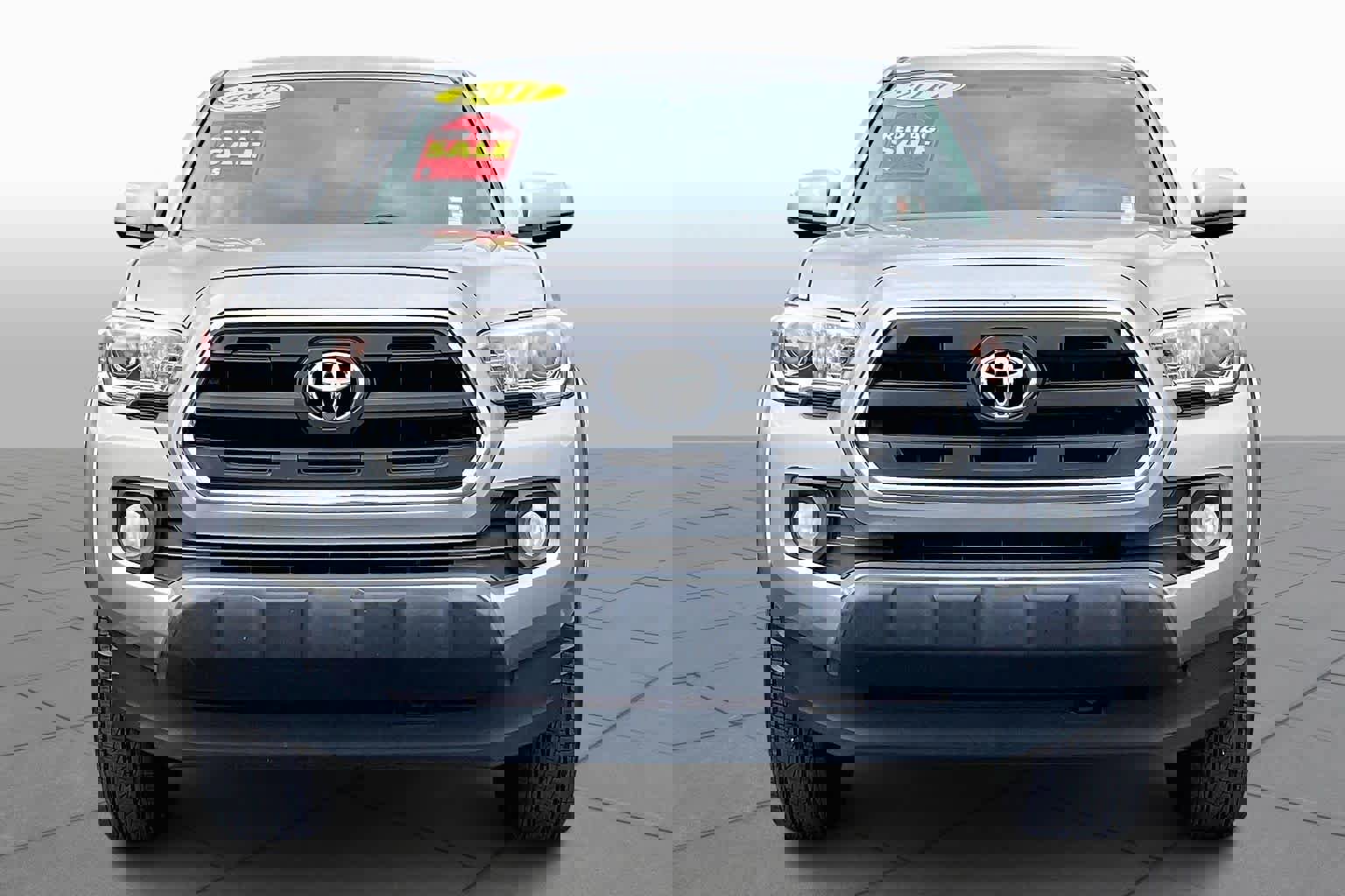 Used 2017 Toyota Tacoma SR5 w/ Tow Package image 3