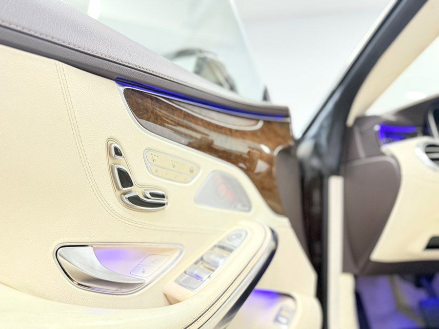 Used 2015 Mercedes-Benz S 550 4MATIC Coupe w/ Premium 1 Package image 38