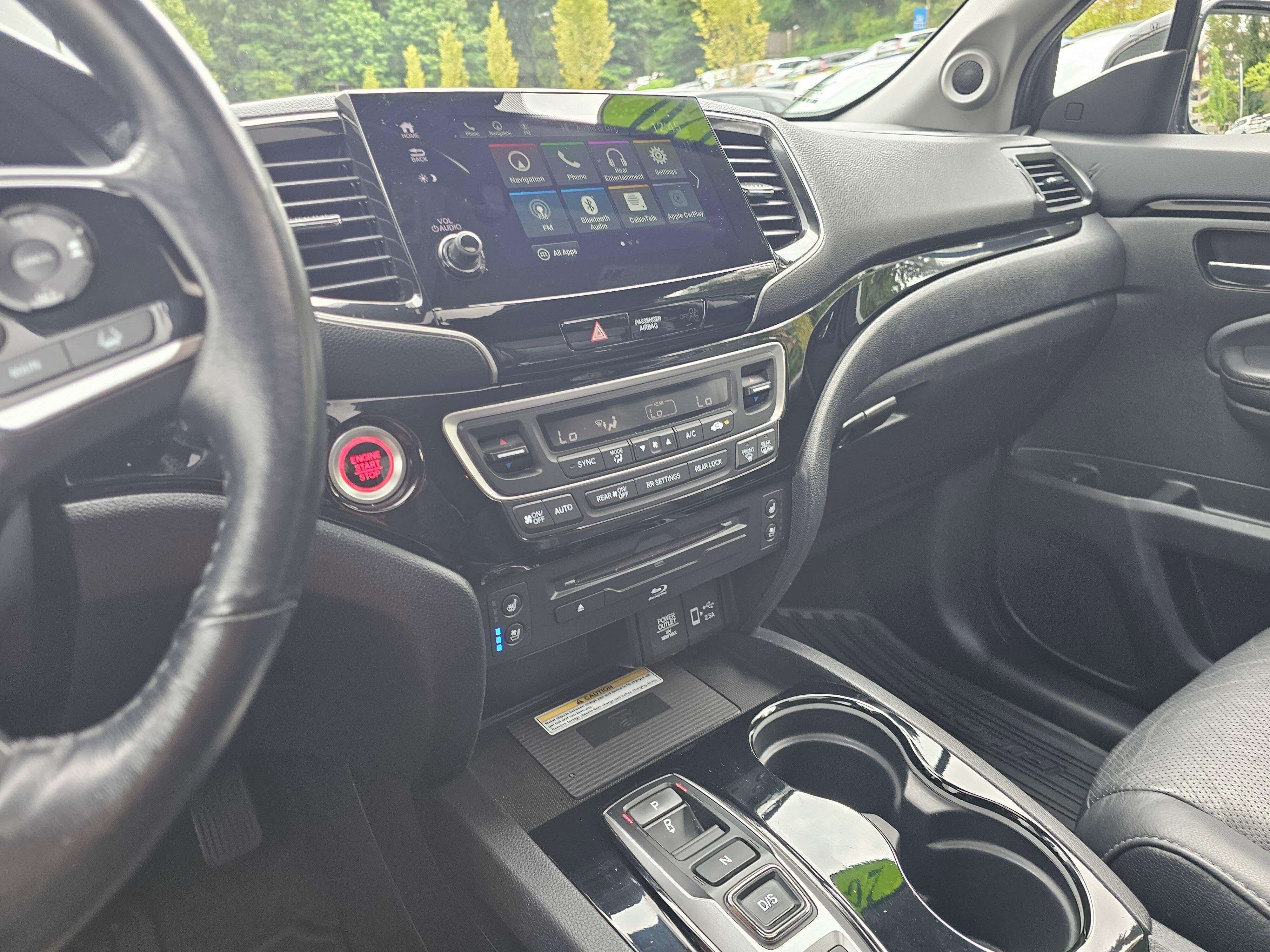 Used 2020 Honda Pilot Elite image 32
